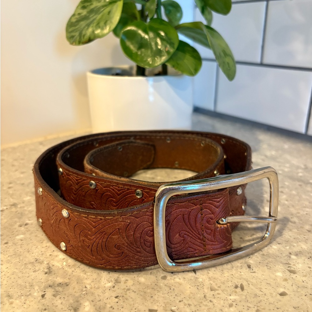 Vintage Brown Leather Belt With Stunning Embossed Pattern & Silver Buckle